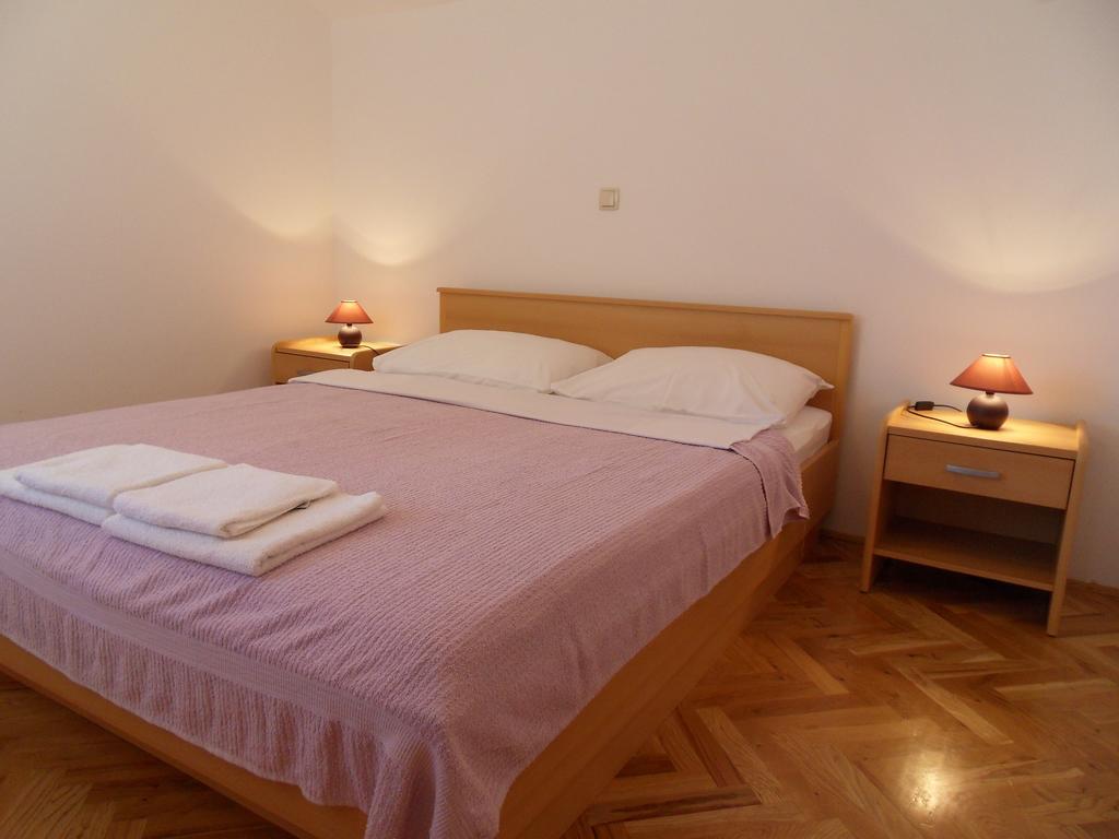 Apartments Petricevic 2 Selce Eksteriør billede